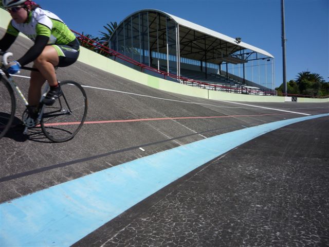 Track Track